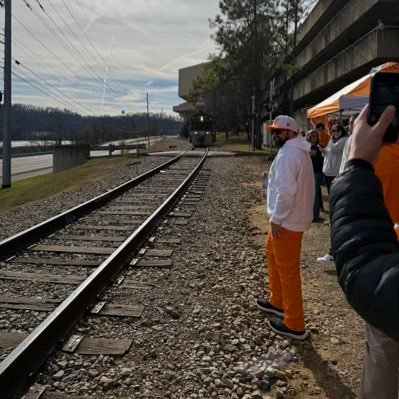 TennLeland's profile picture. Trans🏳️‍⚧️. Non-Binary🏳️‍🌈. BLM ✊🏿. They/She/It/Him. Feminist. Vegan 🌱. Mask up 😷. 🇺🇦.