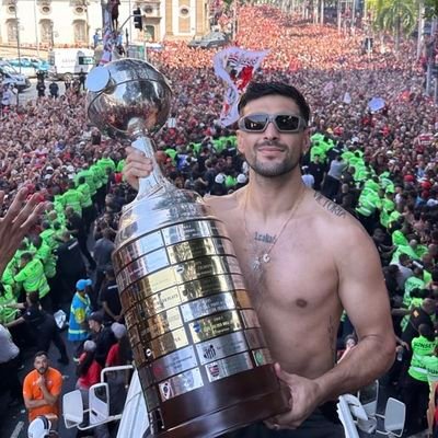 midnghtsh's profile picture. @flamengo @scuderiaferrari - 🏁
 ⁴⁴ ⁵⁵ ⁵