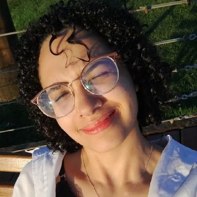 EmilyFiatin's profile picture. 🌎🎧💭🎶