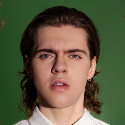 SuccessL18900's profile picture. MY ALBUM / TOUR TICKETS ⬇️