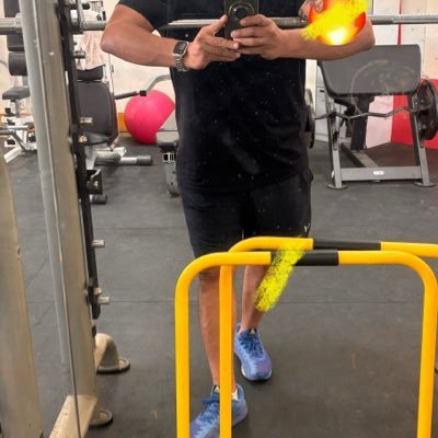 RBlue67467's profile picture. רק את עצמי לספר ידעתי