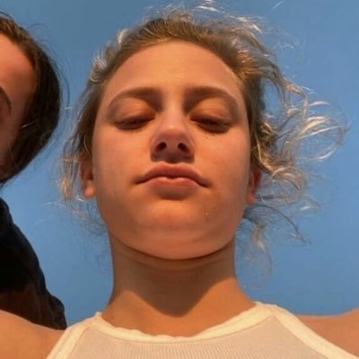 annsann483's profile picture. 