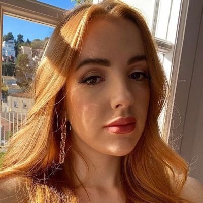 miamalkolva61's profile picture. You are welcome to my page 
 Scarlet jones...is saying Hi