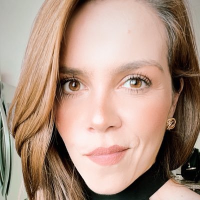 MsFlamazing's profile picture. NFL 🏈 #Seahawks |⚾️|🍂❄️ |🏃🏼‍♀️&🚴🏼‍♀️| ✈️🗺️🌎 |.