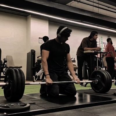 kanishk9Ai's profile picture. 20| Mumbai | Tech Nerd |

{Cooking Hard}