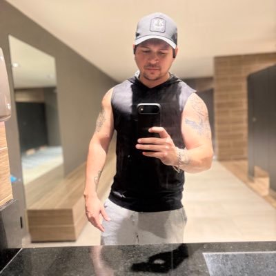 vyktorcela's profile picture. Ludopata