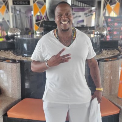 IamTankDaBodygd's profile picture. Im from Charlotte,Nc a father of 2 Entreprenuer and I take on a lot of roles. whichever 🎩 fits, I wear it💯💪🏾 Mr. Movie Time