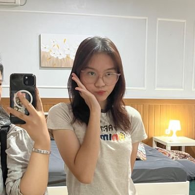 nilamfana's profile picture. kuranglebih begitu