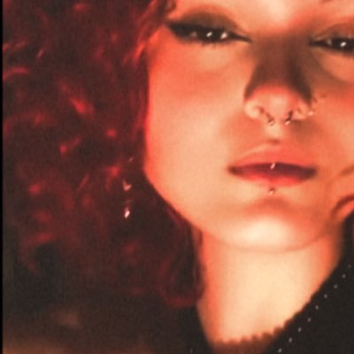 szpiercetheveil's profile picture. passando tempo escutando música boa