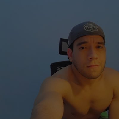 juceberde's profile picture. young boy, pretty of course, not funny