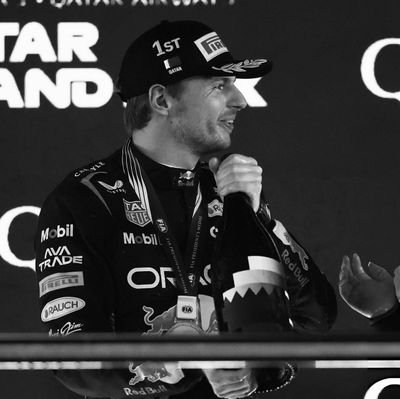 Rbrocky19_'s profile picture. ''𝙼𝚒𝚜𝚝𝚊𝚔𝚎𝚜 𝚑𝚊𝚙𝚙𝚎𝚗, 𝚊𝚗𝚍 𝚝𝚑𝚎𝚢 𝚑𝚊𝚙𝚙𝚎𝚗 𝚝𝚘 𝚝𝚑𝚎 𝚋𝚎𝚜𝚝 𝚘𝚏 𝚞𝚜.'' - 𝐌𝐕𝟑𝟑.    Married to Jei! ⤷ @jeizro