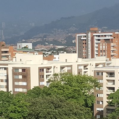 MeniHink's profile picture. 