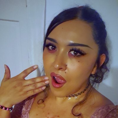 Zizkil's profile picture. 🎀🩷🖤🏳️‍⚧️🖤🩷🎀 they/her | 30 | Dariacore Superstar | aka Slim Bisquik |
PFP by: me | Header by: Me
|Alt Twitter: @ZizkilM | ENG/SPA Latine |
18+ content