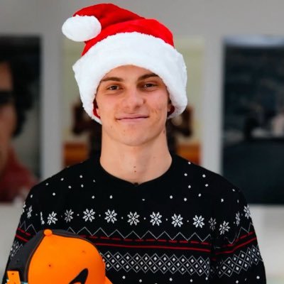 ravixcherry's profile picture. 💌 You’re a genius!...@Jeguluslove ☆》°`~