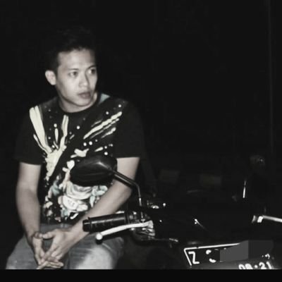 itszaelany's profile picture. unknown