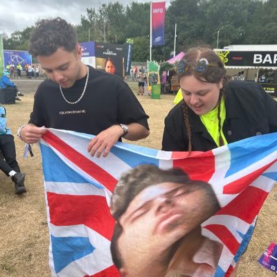 pitnowforhards's profile picture. just a girl who loves motorsports 🏎️🏁 she/her | 20 | LN4|OB87|GR63|OP81