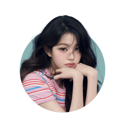 ofShinomika's profile picture. ( https://t.co/LhYau4Jsbh ) ✦ 魔の鼓動を抱き、運命を編み直す声──篠原由美佳という名が響く。 SHINOHARA YUMIKA ; 2511KSI003 ; 1年生; 2位. ☘