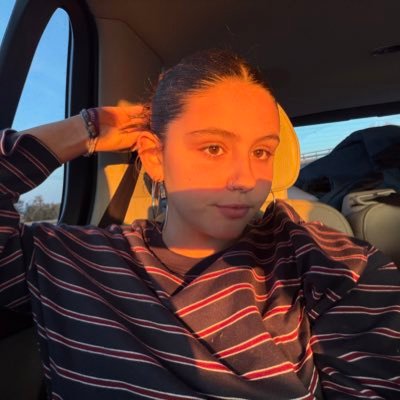 merceeee___'s profile picture. De la il·lusió vivim…