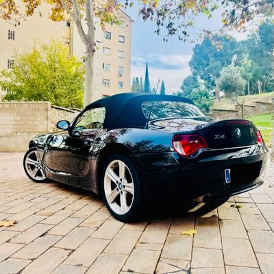 FotsTe's profile picture. shut the fuck up….