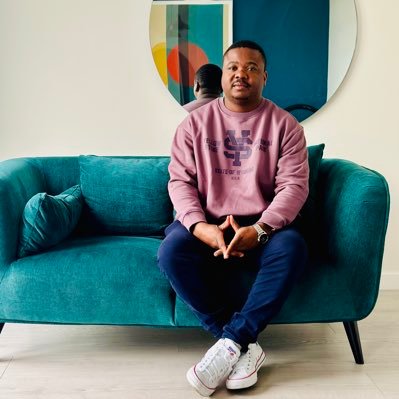 a_ndhlovini's profile picture. Algorithm of life 🧬. Engineer. Man utd ⚽