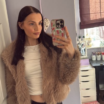 Rhigallimorexo's profile picture. 25 🔴⚪️Stoke City sufferer since 2008