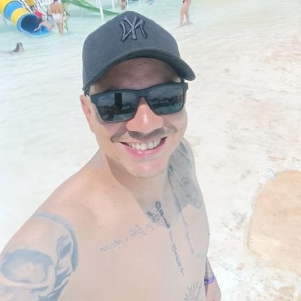 DiegodeLim90701's profile picture. 