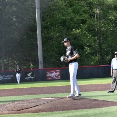 tcoop_9's profile picture. lake Washington high school | 2028 | 3.9 gpa | 6’1 160lbs | Email thomaswcooper@outlook.com | phone 425-410-9915 |