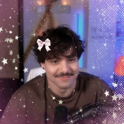 askahhz's profile picture. 