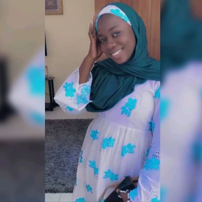 Ramatah25's profile picture. haalpoulard💚♥️seutou penda Sarr🤗talibei cheikh 📿📿 SBS❤️
#chabaabul_malikyyah
#championnedafrique