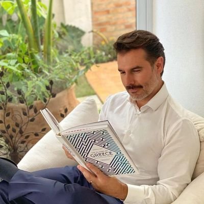 Jonathan1374252's profile picture. 