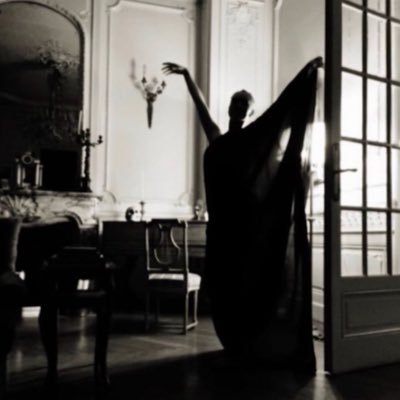 ipret_'s profile picture. فكشفنا عنك غِطاءك -مستبصره