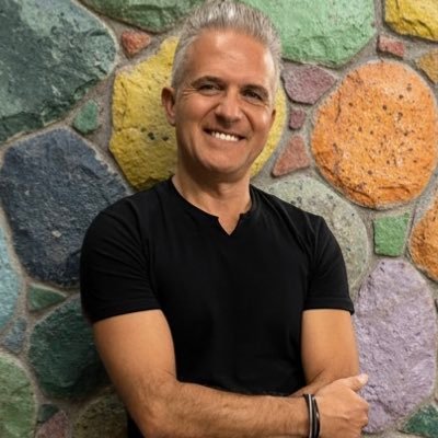 M_Massarotti's profile picture. Contribuisco ad esprimere il potere della parola nel mio blog https://t.co/f9NLqLQwiD; amo ballare, il graphic design, la recitazione e la mia mountain bike.