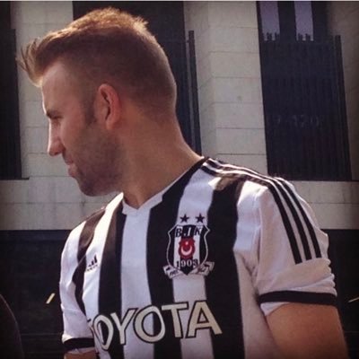 bjkadri1903's profile picture. Topun bir kalbi vardır; seni hisseder ve düşündüğün yere gider.