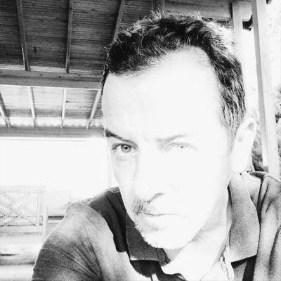 jim_colella's profile picture. writes fiction & nonfiction / occasionally makes arty things / oh, & teaches /
words in @flashficmag & @LondonEconomic / now on Bluesky