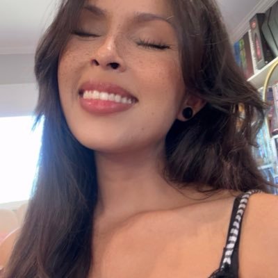 HelloxNancy's profile picture. MUA | streamer | YouTuber | Horror | fashion | I love FOOOOD