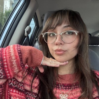 mariannposting's profile picture. clingy serial monogamist