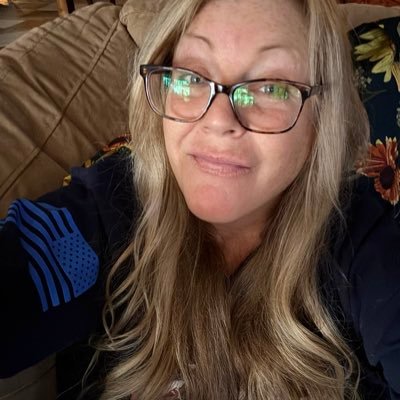 CrubersGate's profile picture. …Lives in a cabin, back in a forest; And walks among the wild things there. 🍃🦌🐈🌳🌲🏚️🌲🌳🦃🐈‍⬛🌿