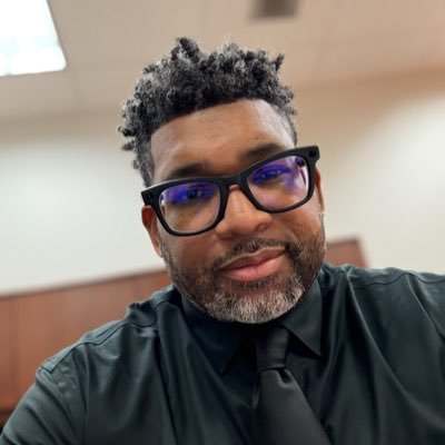 fredbishop17's profile picture. 