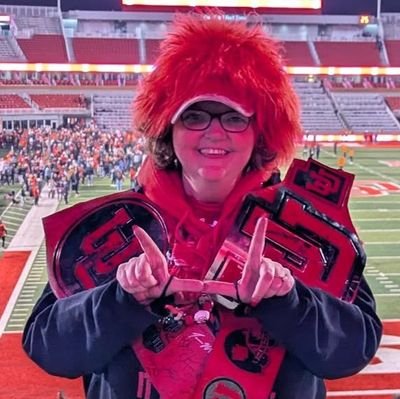 squeakyysteph87's profile picture. Official good luck charm for Univerisity of Utah football team and #1 biggest Utah fan ever and #GoUtes #TakeNote #LLTJ #LLAL #Familyon3 #22Forever