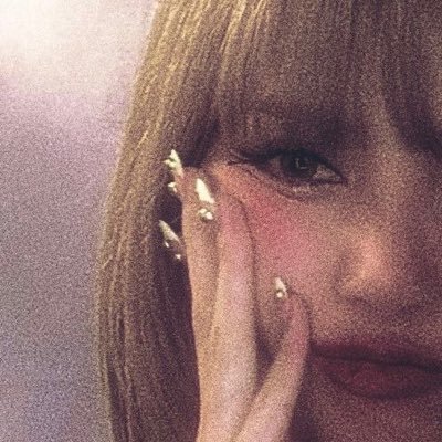 wednesmir's profile picture. 민원 #Mirrayaa