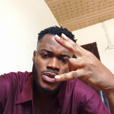 iam_dengo's profile picture. Singer
Songwriter 🎶✍️
Manchester United 

Here to heal the 🌍