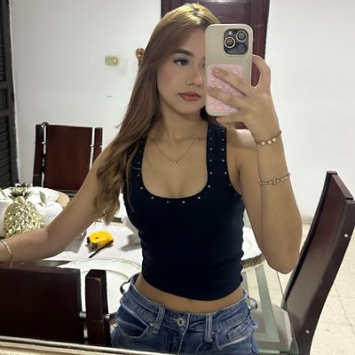 Valsantamaria07's profile picture. 🍃