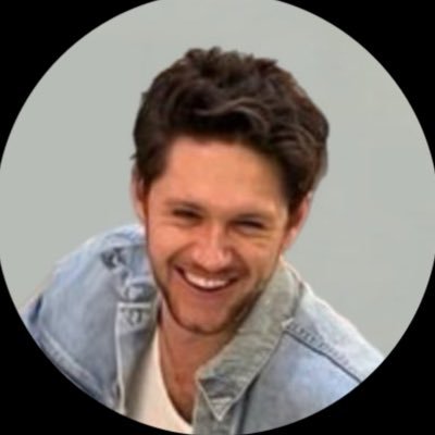 niallsblueyez's profile picture. when you feel there’s nothin’ left, there’s still a heart beatin’ in your chest