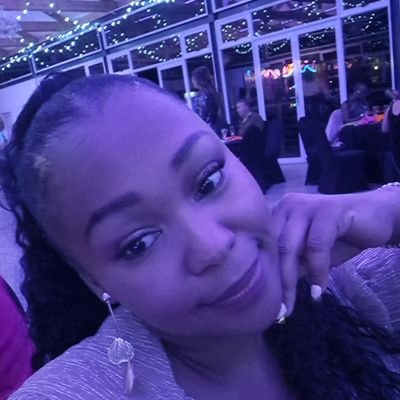 KobelaMasoga's profile picture. Momma of 4| Music Lover🎶🎧| Bookworm 📚🐛| Movie & Series binger| African Spirituality Learner 🕯
IG: mommakobe