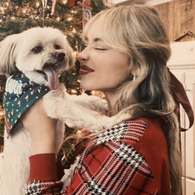 EmmaMorgan1056's profile picture. Lover of books series Kdrama realitys and above all lover of Taylor Swift📚❤️‍🔥