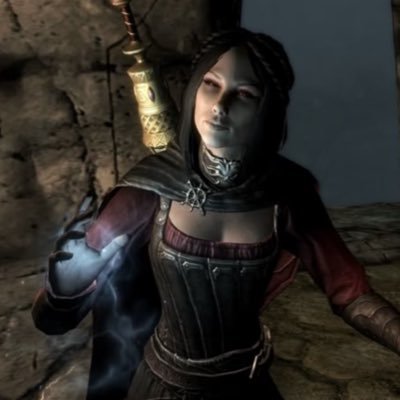 Iiarsdice's profile picture. 🗡 i like to tweet about stuff and things