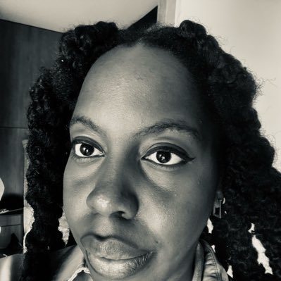 Portia_na_chips's profile picture. nothing to see here