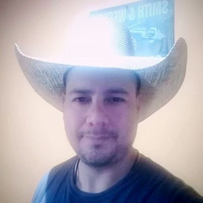 LuisLovg369's profile picture. 