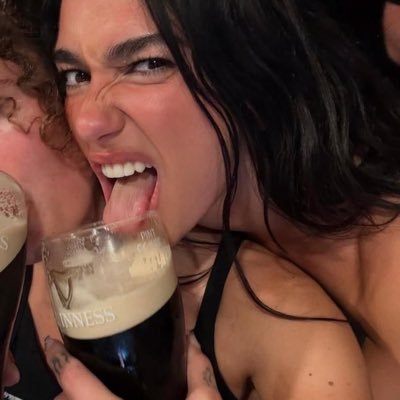 lipabostera's profile picture. dua 7/11 oasis 16/11