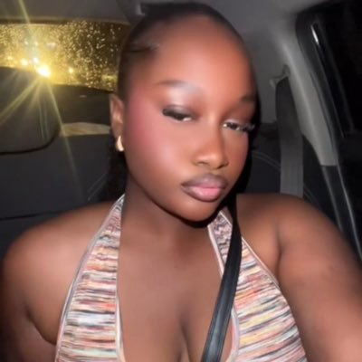 Ebuubaee's profile picture. Asa1!!!!!!✨🥂